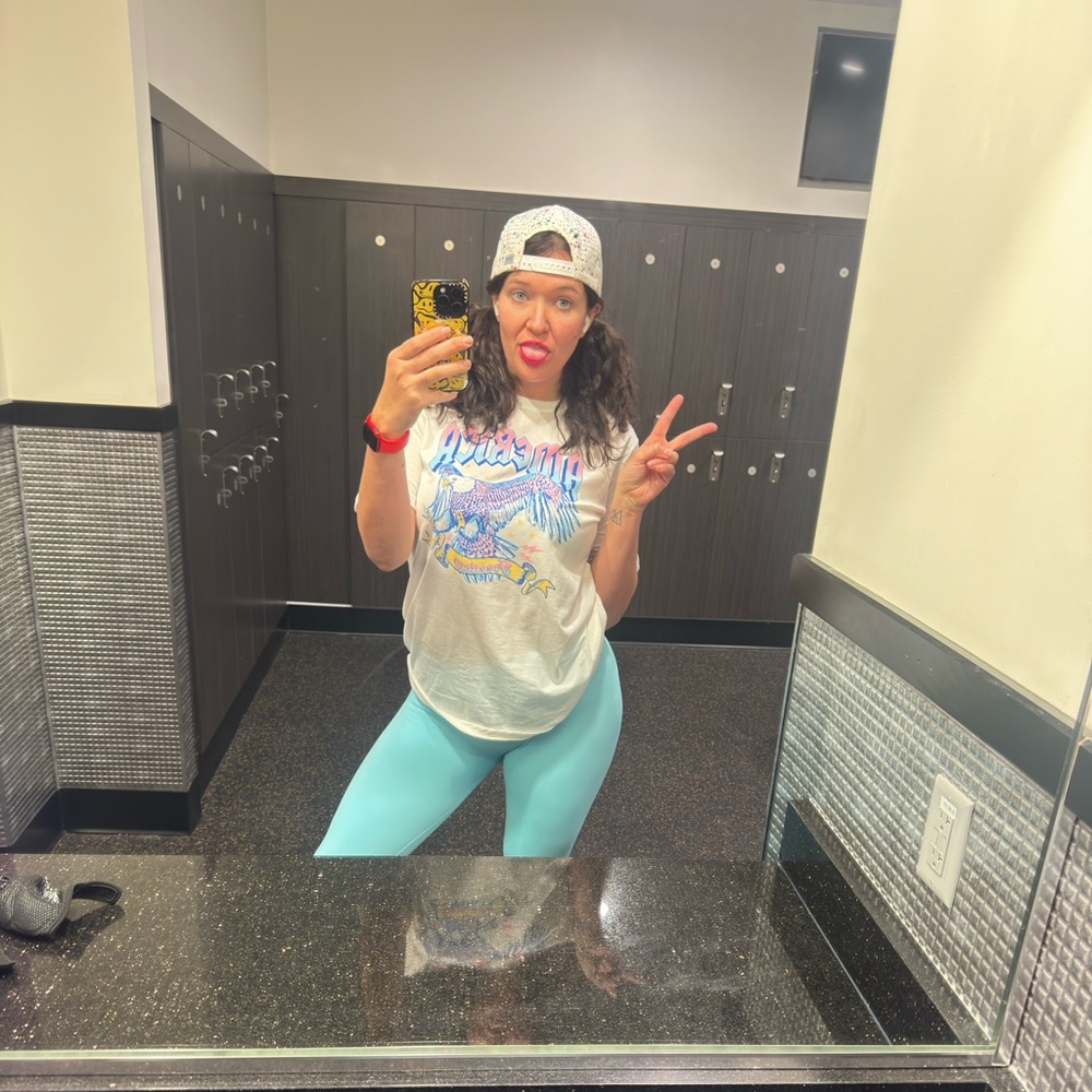 Meet your Posher, Ash